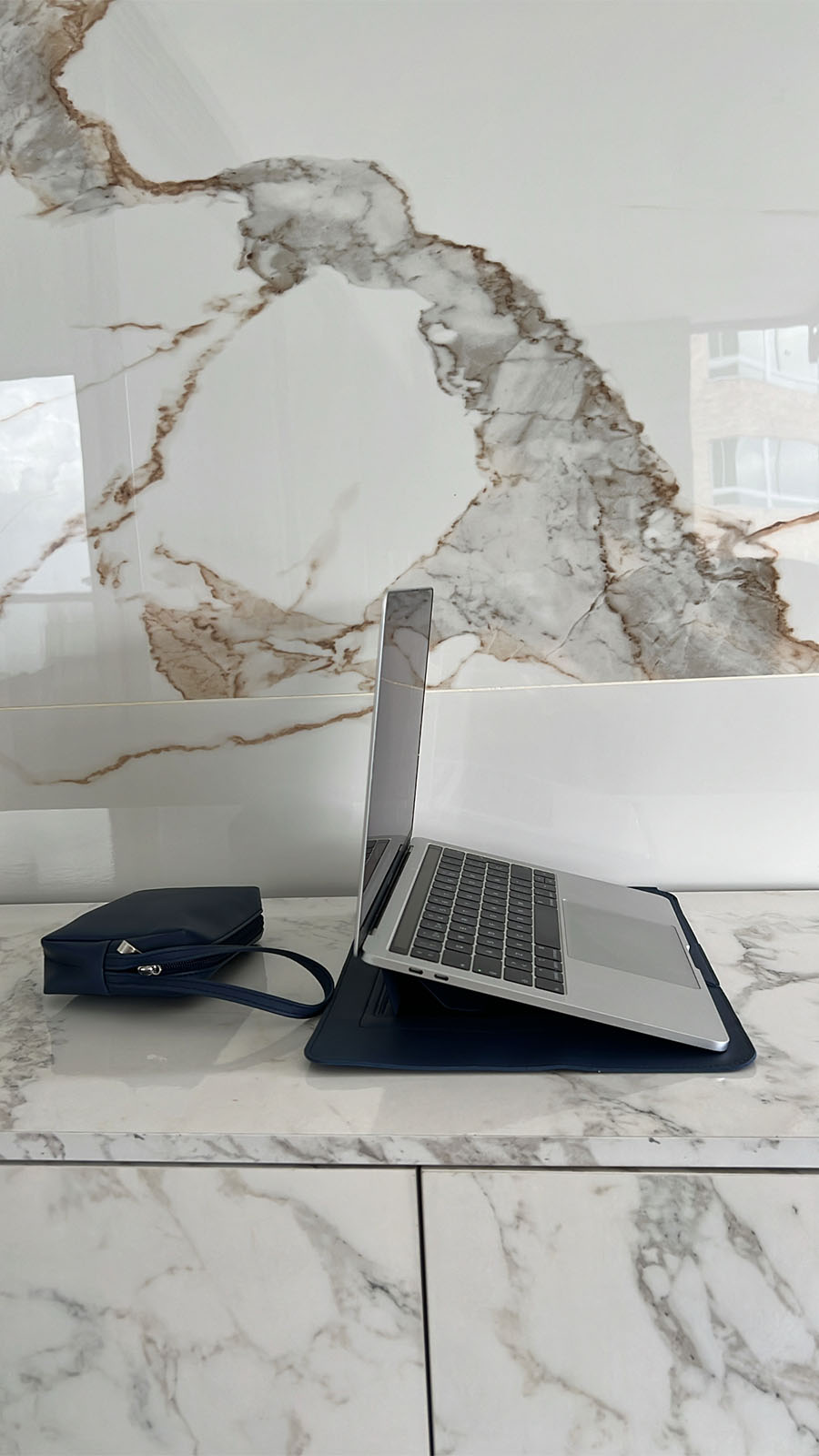 Macbook Case Monte carlo