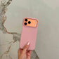 Funda para iPhone Maison Caviar Pisa, protección elegante con diseño detallado, en color neutro, vista frontal del caso.