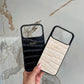 Funda para iPhone Maison Caviar Valencia, protección de alta calidad con diseño elegante en material resistente.
