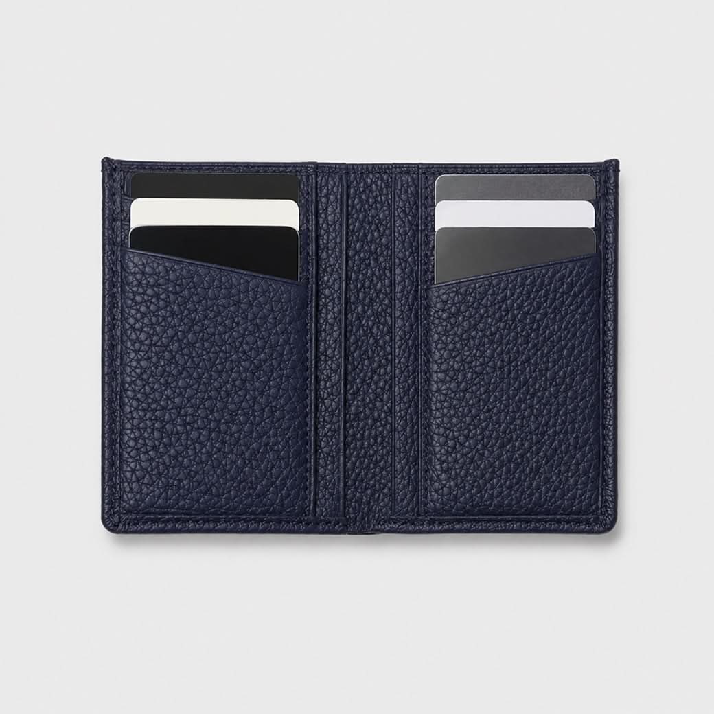 Billetera azul Maison Caviar Alphonse con detalles elegantes y acabados de alta calidad, diseñada para hombres y mujeres.