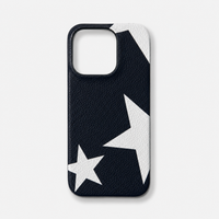 Funda para iPhone Liam de Maison Caviar en color azul, protección elegante y duradera para teléfono móvil.