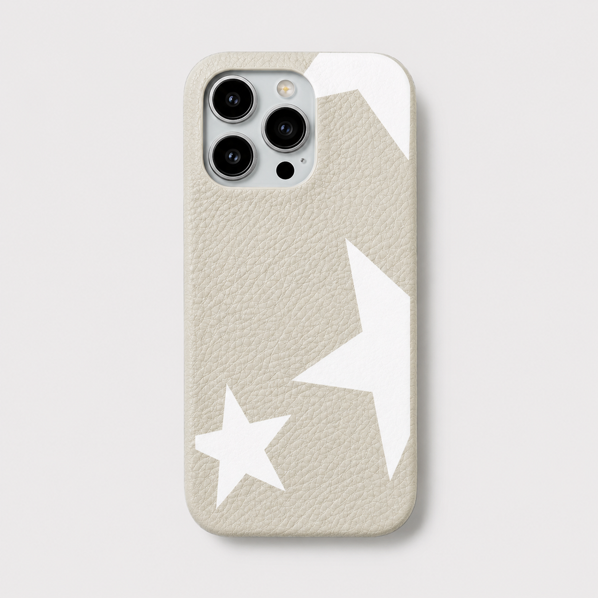 Funda para iPhone Maison Caviar Liam en color beige, con diseño elegante y protección para teléfono inteligente.