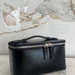 Neceser de maquillaje Maison Caviar Vanity Bag Gerard con compartimentos y cierre resistente, en color elegante.
