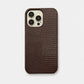 Funda para iPhone Maison Caviar Napoles en color café, protección elegante y duradera para teléfono inteligente.