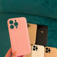 Funda para iPhone Roma de Maison Caviar, protección elegante en cuero con detalles en tonos marrones y diseño sofisticado.