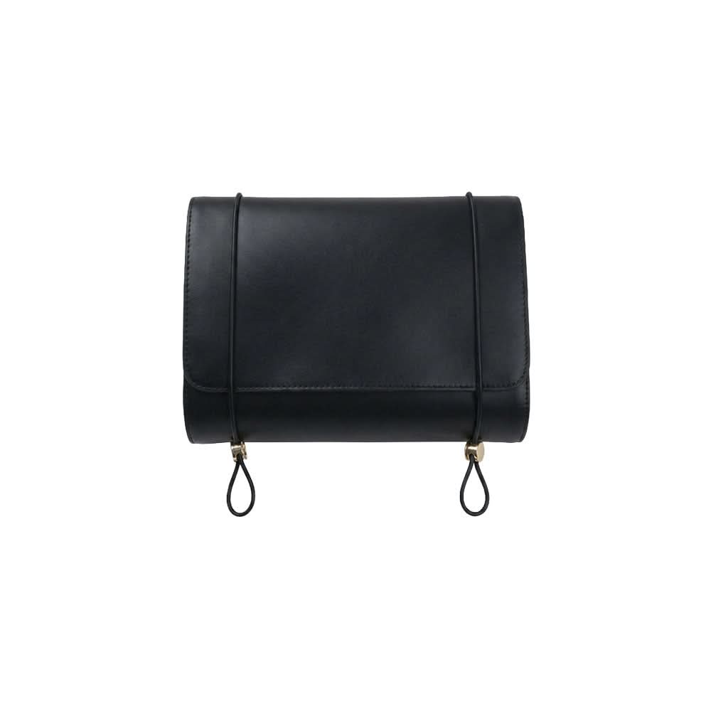 Bolsa de tocador Enzo de Maison Caviar en color negro, con compartimentos y estilo elegante para viajes y uso diario.