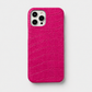Funda para iPhone Casa Milan de Maison Caviar en color fucsia con diseño elegante y ajustado para protección del dispositivo.
