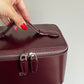 Bolsa de aseo Maison Caviar Vanity Bag Gerard, elegante y práctica, con compartimentos para cosméticos y artículos de belleza.