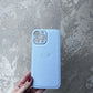 Funda para iPhone Madrid de Maison Caviar, protección de alta calidad, con diseño elegante y acabado en cuero para smartphone.