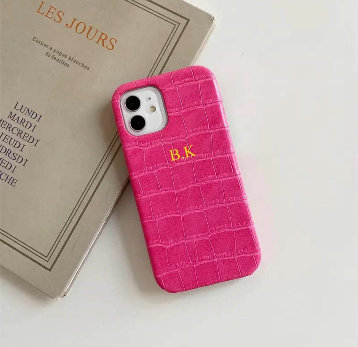 Funda para iPhone Maison Caviar Milan, protección elegante en diseño de carcasa para teléfono móvil.