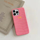 Funda para iPhone Milan de Maison Caviar, protección elegante en cuero con detalles de calidad, vista frontal del producto.