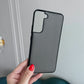 Funda Samsung Benedetto de Maison Caviar, protección de alta calidad en elegante diseño para teléfono móvil.