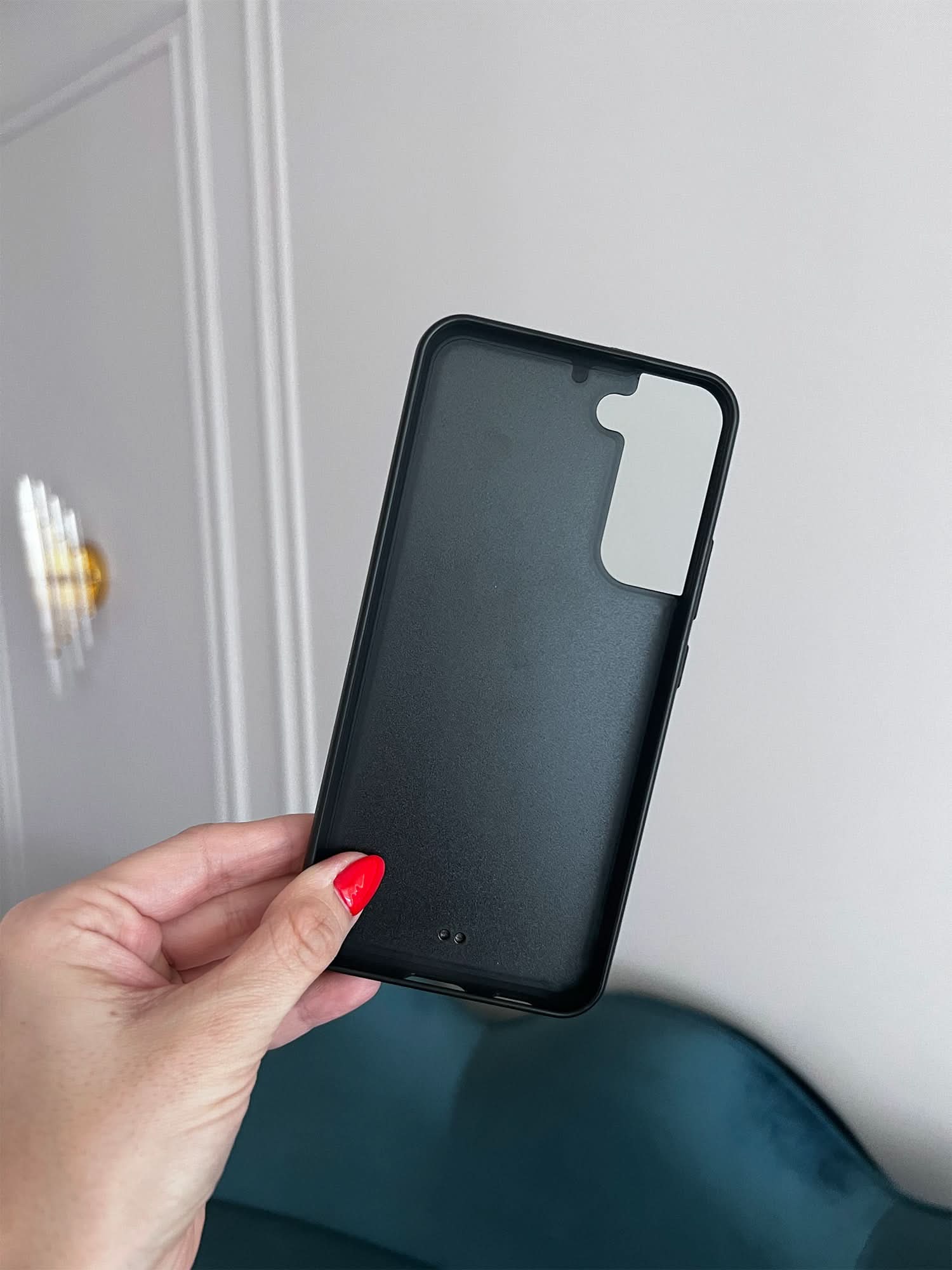 Funda Samsung Benedetto de Maison Caviar, protección elegante para teléfono móvil, con diseño sofisticado y material de alta calidad.