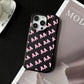 Funda para iPhone Eliot de Maison Caviar, protección elegante en cuero con detalles finos, vista frontal del diseño.