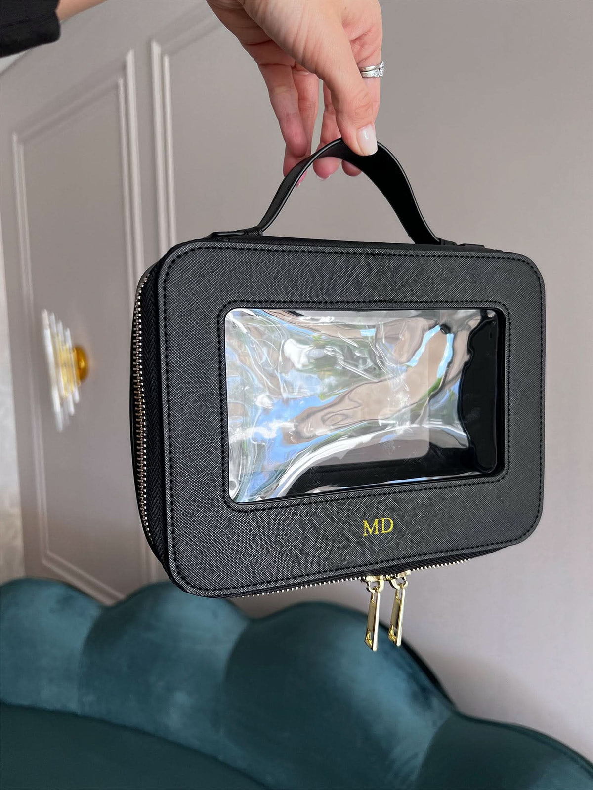 Bolsa de viaje Oporto de Maison Caviar, maleta de mano con asas resistentes y diseño elegante para viajes cortos.