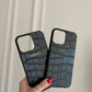 Funda para iPhone Valencia de Maison Caviar, protección de alta calidad con diseño elegante y acabado refinado.