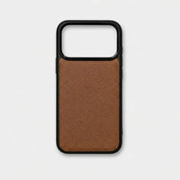 Funda para iPhone Maison Caviar Lucca, protección elegante, en color negro con detalles de cuero y diseño sofisticado.