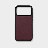 Funda para iPhone Maison Caviar Lucca en color negro con textura elegante y acabado de alta calidad.