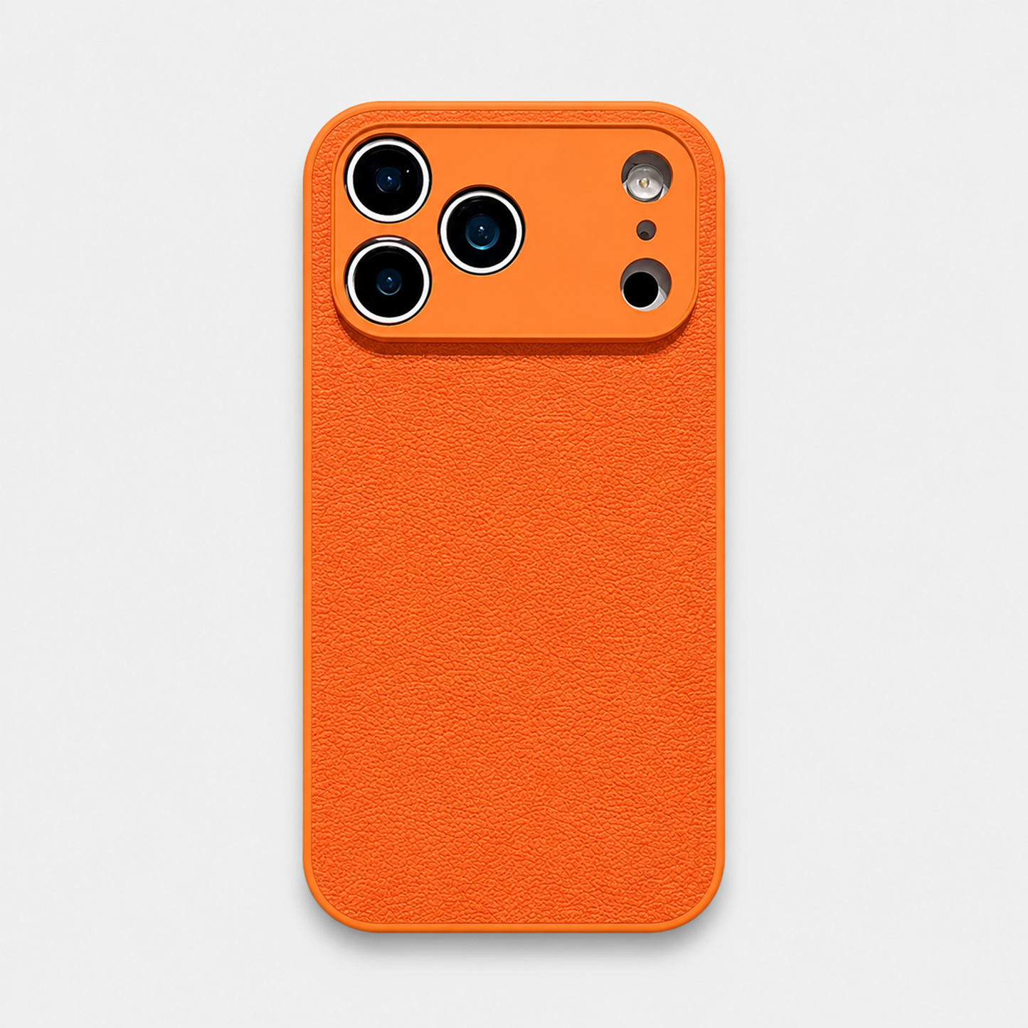Funda para iPhone Madrid de Maison Caviar en color naranja, con diseño elegante y protección para el teléfono móvil.