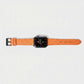 Correa naranja para Apple Watch Maison Caviar, elegante y de cuero, con hebilla en la imagen.
