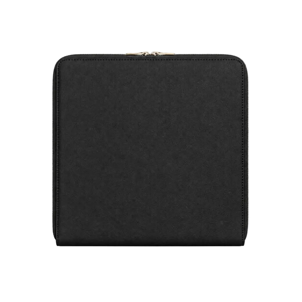 Funda para MacBook Maison Caviar Monaco de color negro, protección elegante para portátil con acabado suave y resistente.