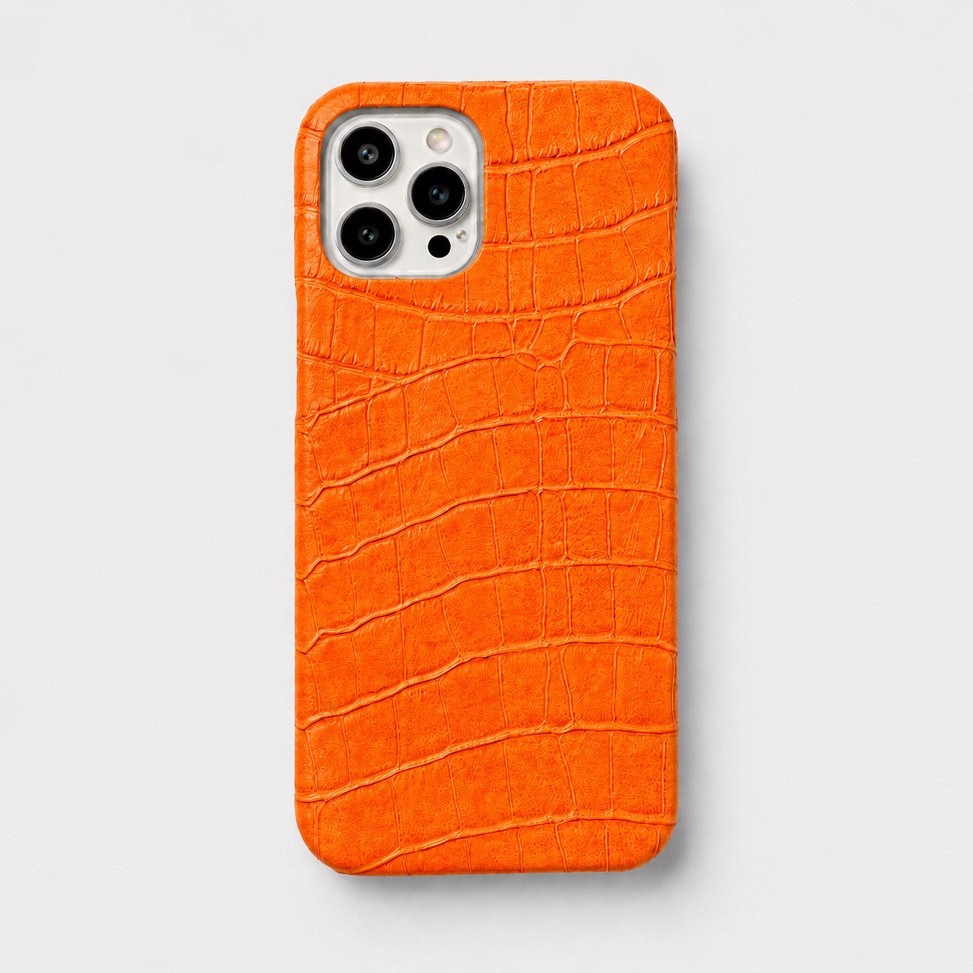 Funda para iPhone Maison Caviar Milan en color naranja, con diseño elegante y protección para teléfono inteligente.