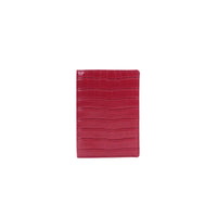 Porta pasaporte Egeo de Maison Caviar en cuero con detalles elegantes y cierre, diseñado para proteger y organizar pasaportes.