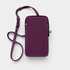 Funda para iPhone Maison Caviar Emily en color púrpura, protección de teléfono con diseño elegante y compacto.