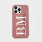 Funda para iPhone Alana de Maison Caviar en color rosa, protección y estilo para teléfono móvil.