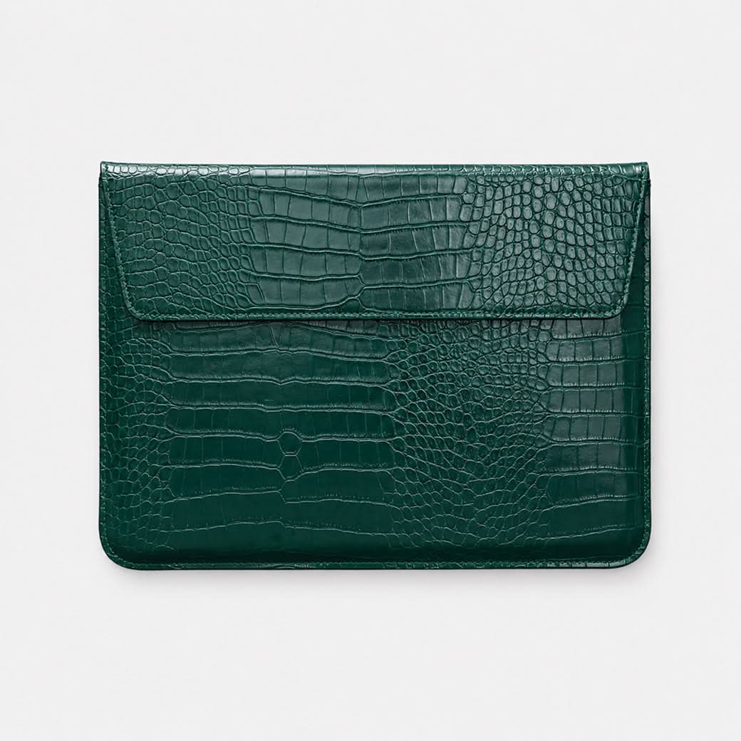 Funda para MacBook Macbook Case Nobu de Maison Caviar en color verdecroc, protección y estilo para tu portátil.
