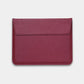 Funda para MacBook Maison Caviar Nobu en color vinotinto, protección elegante para portátil con diseño resistente y moderno.