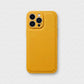 Funda para iPhone Casa Roma de Maison Caviar en color mostaza, protección y estilo para teléfono móvil.