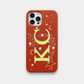 Funda para iPhone Maison Caviar "Alice" de color naranja, protección y estilo en diseño elegante para teléfono móvil.